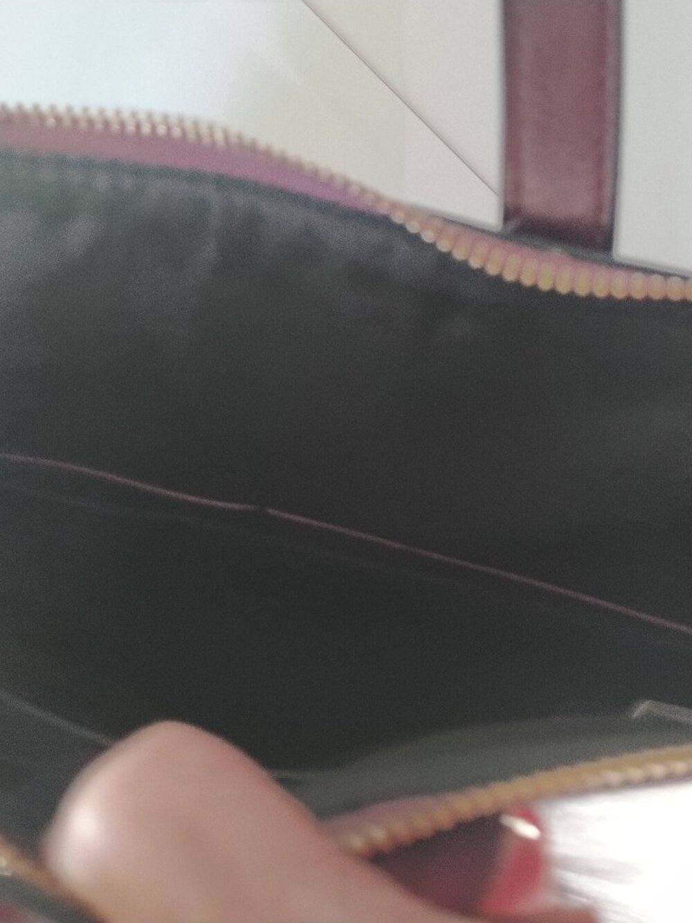 Convertible 3-way handbag/crossbody/backpack Vegan Leather Burgundy Embossed NEW - Picture 14 of 14